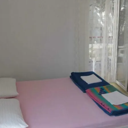 Boguvila - Two-bedroom Economy With Terrace A5 - St San Pietro di Brazza