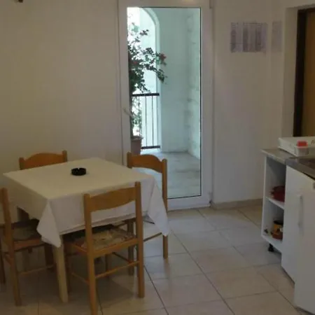 Boguvila - Two-bedroom Economy With Terrace A5 - St *